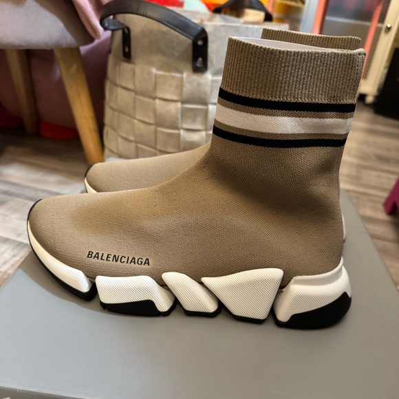 Authentic Balenciaga sock trainers - Picture 1 of 7